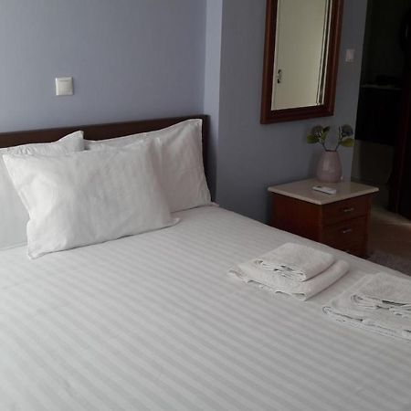 Family Apartments Mesolóngion Екстериор снимка