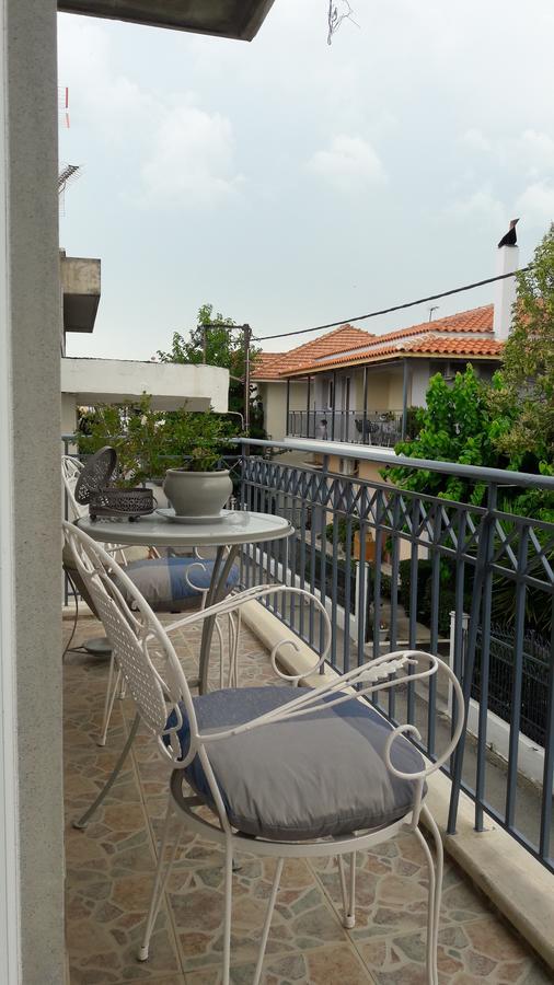 Family Apartments Mesolóngion Екстериор снимка
