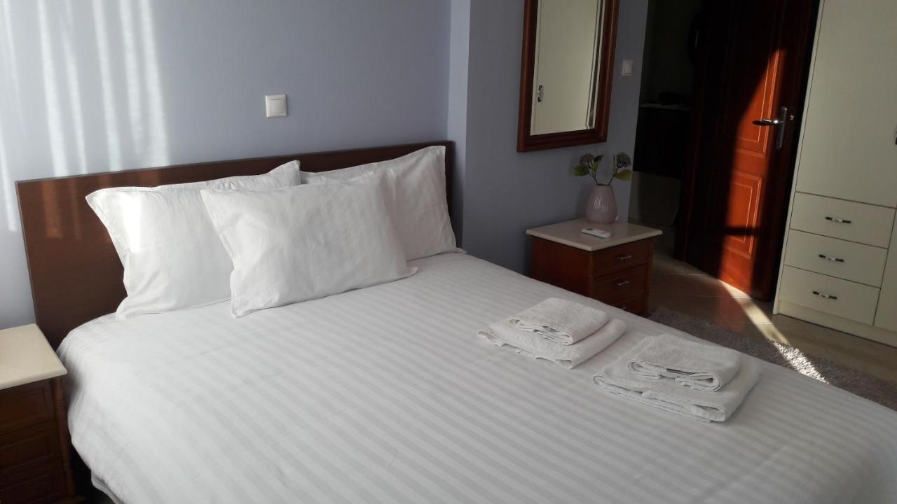 Family Apartments Mesolóngion Екстериор снимка