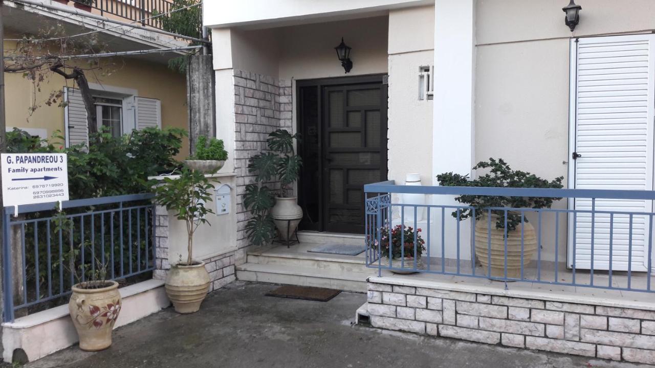 Family Apartments Mesolóngion Екстериор снимка
